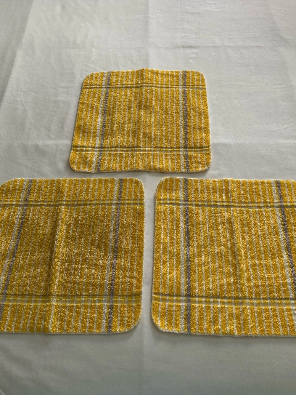 Vintage 1970s Yellow & Lavender Cannon Royal Family Bath Towels & Wascloths